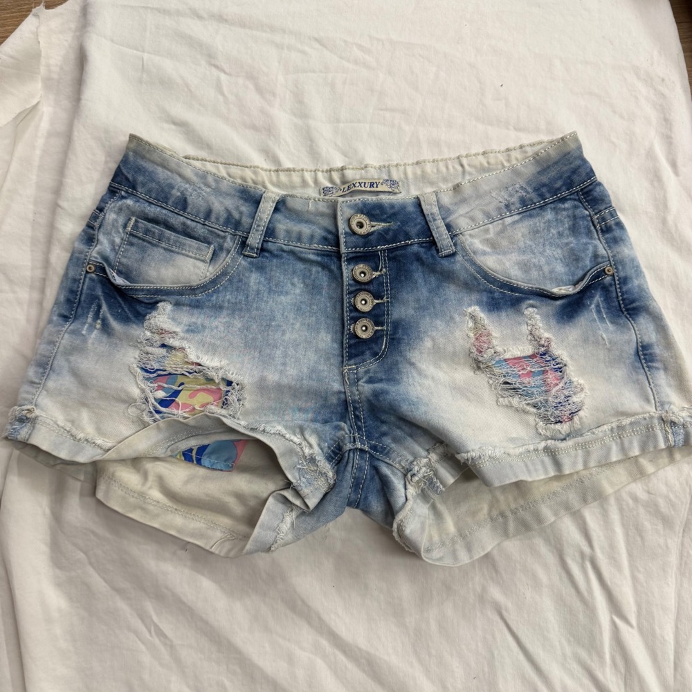 Lexxury Womens Acid Wash Distressed Denim Shorts Button Fly Blue Size 31 Waist
